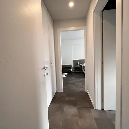 Ferrarin アパート *